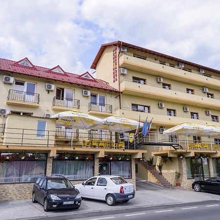 Pensiunea Domneasca Pitesti Luaran gambar