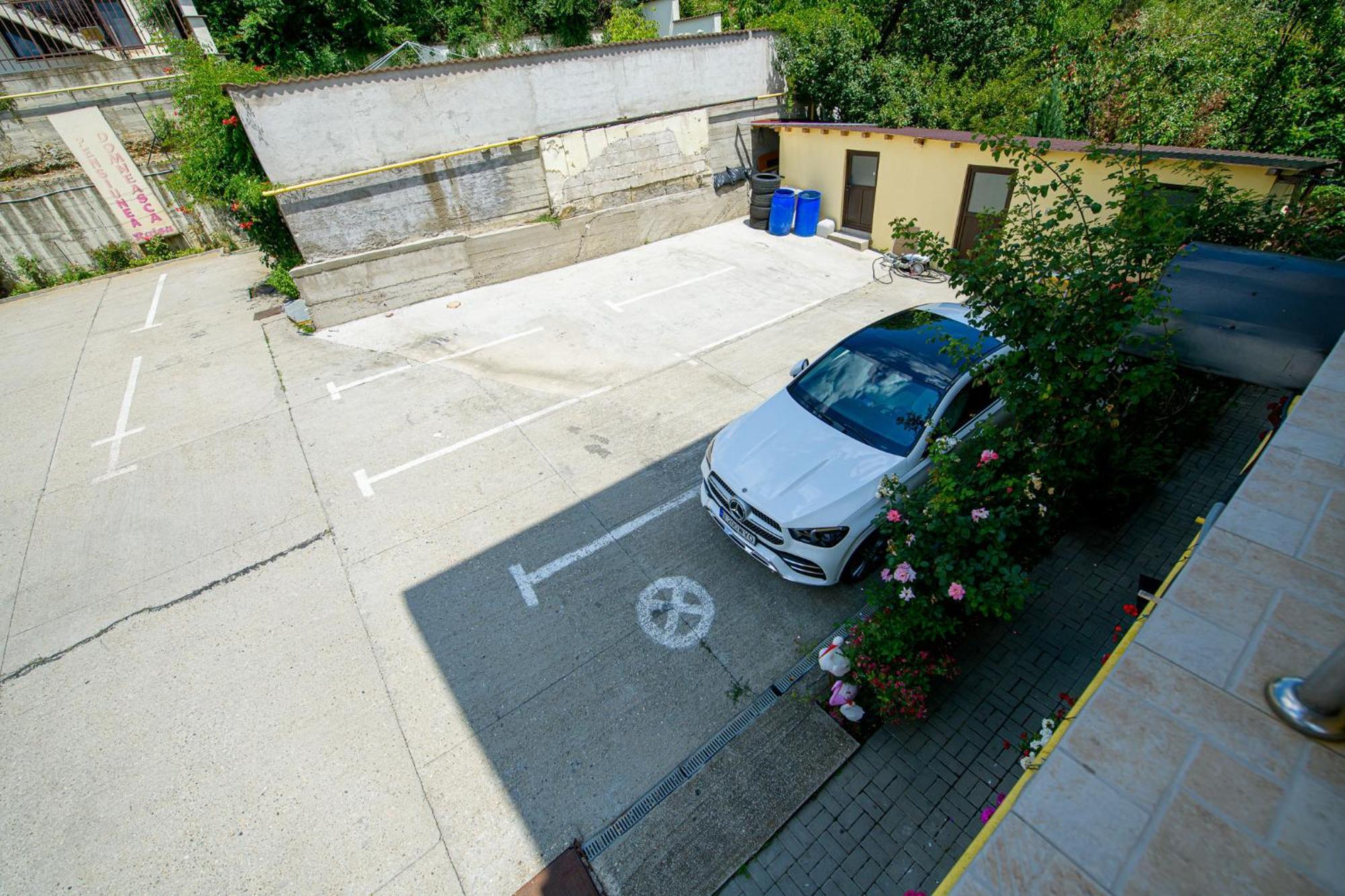 Pensiunea Domneasca Pitesti Luaran gambar