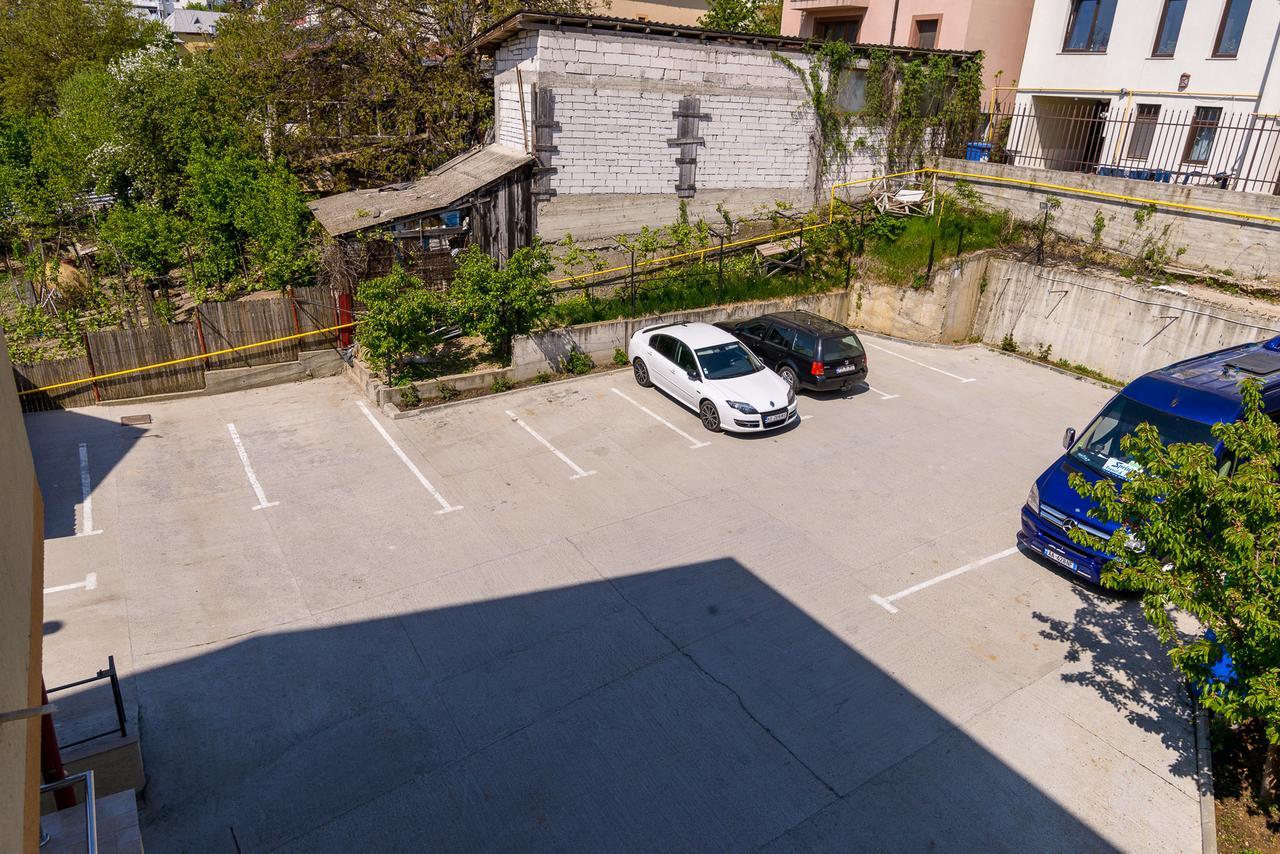 Pensiunea Domneasca Pitesti Luaran gambar
